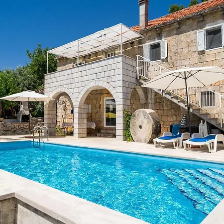 בית נופש House Kocan *