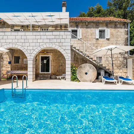 בית נופש House Kocan
