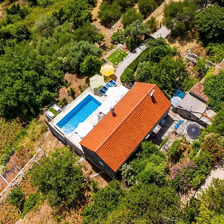 בית נופש House Kocan