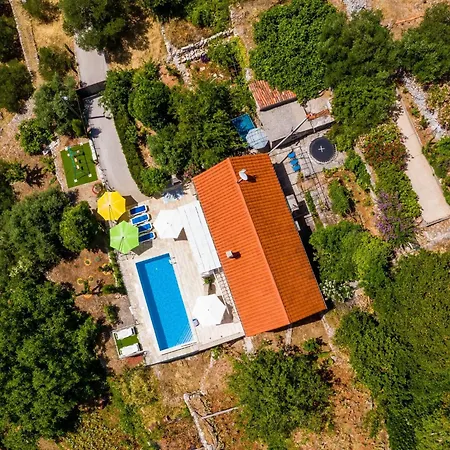 בית נופש House Kocan *